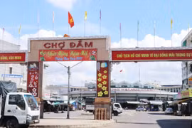 Chợ Đầm Nha Trang vắng vẻ trong những ngày thực hiện giãn cách xã hội. (Ảnh: Tiên Minh/TTXVN)