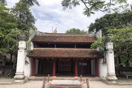 Khu Di tích lịch sử đặc biệt Cố đô Hoa Lư, tỉnh Ninh Bình đóng cửa tạm dừng đón khách từ ngày 7/5. (Ảnh: Hải Yến/TTXVN) 