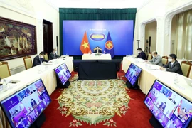 Bộ trưởng Bộ Ngoại giao Bùi Thanh Sơn tham dự Hội nghị Bộ trưởng Ngoại giao ASEAN-Hoa Kỳ theo hình thức trực tuyến. (Ảnh: Phạm Kiên/TTXVN) 