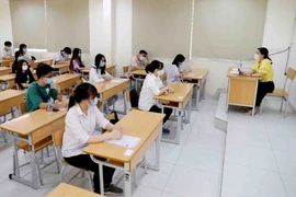 Thí sinh dự thi kỳ thi tốt nghiệp THPT năm 2021 đợt 1. (Ảnh: Thanh Tùng/TTXVN) 