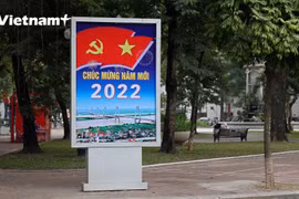 [Video] Hà Nội trang trí phố phường chào đón Tết Dương lịch 2022 