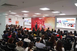  Dai-ichi Life Việt Nam tăng cường đào tạo huấn luyện đội ngũ tư vấn tài chính. 