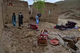 Bùn ngập sau lũ tại quận Baghlan-e-Markazi, tỉnh Baghlan, Afghanistan ngày 11/5/2024. (Ảnh: THX/TTXVN)