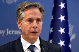 Ngoại trưởng Mỹ Antony Blinken trong cuộc họp báo tại Tel Aviv nhân chuyến công du Trung Đông. (Ảnh: AFP/TTXVN)