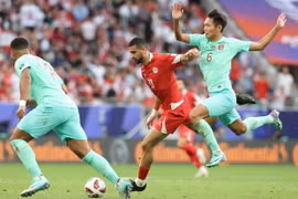 Trung Quốc và Liban cầm hòa nhau với tỷ số 0-0 trong trận đấu thứ hai vòng bảng Asian Cup 2023. (Ảnh: Hoàng Linh/TTXVN)