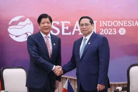 Thủ tướng Phạm Minh Chính gặp Tổng thống Philippines Ferdinand Romualdez Marcos Jr. (Ảnh: Dương Giang/TTXVN)