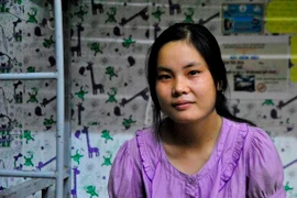 Thúy đã được hỗ trợ chỗ ăn, ở trong ký túc xá Đại học Kinh tế quốc dân. (Ảnh: Việt Phương/Vietnam+)