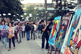 Sinh viên Kiến trúc tham gia ngày hội Chào tân sinh viên năm 2014. (Ảnh: BTC)