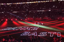 Những hình ảnh đầy ấn tượng trong đêm Bayern tri ân Schweinsteiger