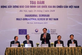 Phó Thủ tướng Vương Đình Huệ dự Tọa đàm. (Ảnh: Trúc Hà/TTXVN phát)