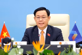 Chủ tịch Quốc hội Vương Đình Huệ phát biểu. (Ảnh: Doãn Tấn/TTXVN)