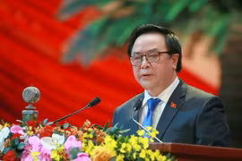 Ông Hoàng Bình Quân, Ủy viên Trung ương Đảng, Trưởng ban Đối ngoại Trung ương trình bày tham luận. (Ảnh: TTXVN)