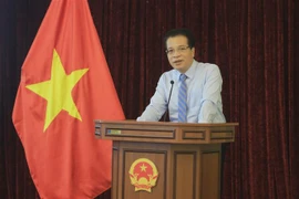 Đại sứ Đặng Minh Khôi chia sẻ khó khăn của phóng viên thường trú của các cơ quan báo chí Việt Nam tại Nga trong thời kỳ COVID-19. (Ảnh: Trần Hiếu/TTXVN)