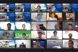 Webinar thu hút sự tham dự và theo dõi trực tuyến của hơn 300 người.