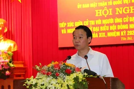 Bí thư Tỉnh ủy Yên Bái Đỗ Đức Duy phát biểu tại buổi tiếp xúc cử tri. (Ảnh: Tuấn Anh/TTXVN)