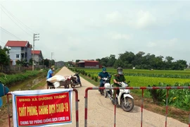 Một chốt kiểm soát dịch bệnh COVID-19 ở Thái Nguyên. (Ảnh: Thu Hằng/TTXVN)