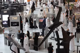 Quang cảnh Triển lãm Quốc phòng quốc tế (IDEX) lần thứ 15 tại Abu Dhabi. (Nguồn: AP)
