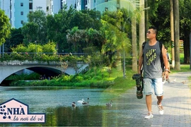 Những bức ảnh của anh Pham HUT về chính không gian sống của mình đã rất nổi tiếng trên mạng xã hội. Anh yêu mọi góc, mọi nơi ở khu vực mình đang sống.