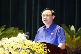 Chủ tịch Quốc hội Vương Đình Huệ trình bày chương trình hành động. (Ảnh: Doãn Tấn/TTXVN)