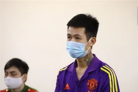 Bị cáo Trần Mạnh Hà khai báo tại phiên tòa. (Ảnh: Nguyễn Điệp/TTXVN)