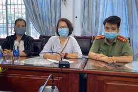 Hai người phụ nữ đăng tin sai sự thật trên mạng xã hội bị xử phạt. (Nguồn: Pháp luật Việt Nam)