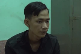 Đối tượng Nguyễn Di Đal bị bắt quả tang khi đang mua bán trái phép ma túy. (Ảnh: TTXVN phát)