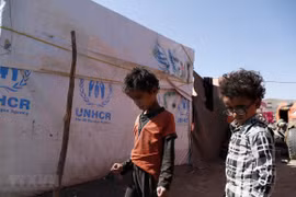 Trẻ em Yemen tại trại tị nạn Dharawan ở gần Sanaa. (Ảnh: THX/TTXVN)