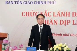 Thứ trưởng Bộ Nội vụ Vũ Chiến Thắng phát biểu tại buổi gặp mặt. (Ảnh: Xuân Khu/TTXVN)