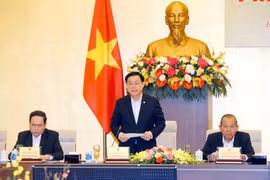 Chủ tịch Quốc hội Vương Đình Huệ, Chủ tịch Hội đồng Bầu cử Quốc gia phát biểu. (Ảnh: Doãn Tấn/TTXVN)
