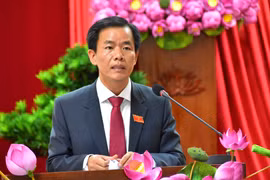 Ông Nguyễn Văn Phương được bầu giữ chức vụ Chủ tịch UBND tỉnh Thừa Thiên-Huế.(Ảnh: Tường Vi/TTXVN)