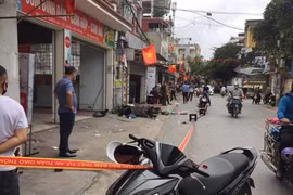 Công an Hải Phòng khám nghiệm hiện trường vụ việc. (Nguồn: Báo Thanh Niên)