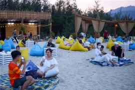 Khách hàng sẽ không được phục vụ dịch vụ ăn, uống tại chỗ bắt đầu từ 12 giờ ngày 7/5 cho đến khi có thông báo mới để phòng, chống dịch COVID-19 trên địa bàn Đà Nẵng. (Ảnh: Trần Lê Lâm/TTXVN)