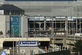 Quang cảnh tan hoang tại sân bay Zaventem sau vụ tấn công khủng bố ở Brussels ngày 22/3. (Nguồn: AFP/TTXVN)