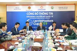 Các đại biểu tại buổi họp báo. (Ảnh: CTV)