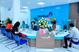 Giao dịch tại VietinBank. (Ảnh: CTV)