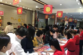 Giao dịch vàng tại các doanh nghiệp. (Ảnh: CTV)