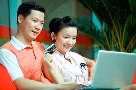 Thanh toán bằng thẻ HDBank nhận nhiều ưu đãi. (Ảnh: CTV)