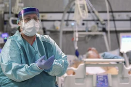 Số ca nhập viện do mắc COVID-19 tại Italy có xu hướng gia tăng