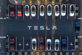 Tesla xuất xưởng hơn 1 triệu xe ôtô điện trong năm tài chính 2021/2022
