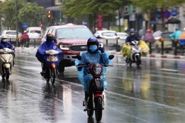 Bắc Bộ sương mù và mưa phùn, Tây Nguyên và Nam Bộ có mưa rào