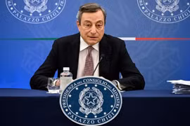 Thủ tướng Italy rời hội nghị NATO sớm để về nước họp khẩn 