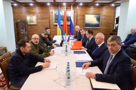 Tổng thống Ukraine kêu gọi đàm phán hòa bình toàn diện với Nga 