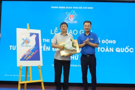 Trao giải thi sáng tác tranh cổ động, tuyên truyền đại hội Đoàn 