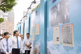 Triển lãm chuyên đề về nhà báo Nguyễn Ái Quốc và báo Người cùng khổ