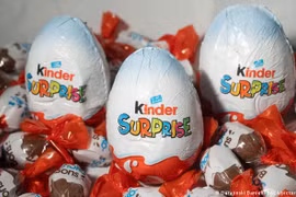 Bộ Công Thương rà soát sản phẩm Kinder Surprise nghi nhiễm Salmonella