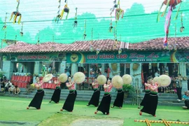 Nhiều hoạt động đặc sắc tại Chợ vùng cao ngày Tết chào Xuân 2023