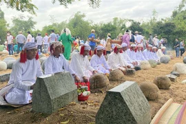 Đồng bào Chăm ở Ninh Thuận nô nức đón Tết cổ truyền Ramưvan