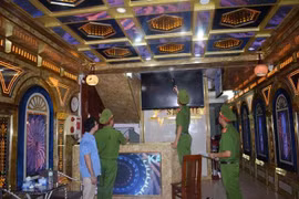 TP. HCM sẽ đình chỉ vũ trường, quán karaoke không an toàn phòng cháy