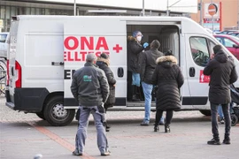 Hơn 403 triệu người nhiễm COVID-19, gần 5,8 triệu người tử vong 