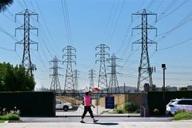 Mỹ: Bang California kêu gọi tiết kiệm điện trong ngày thứ 10 liên tiếp